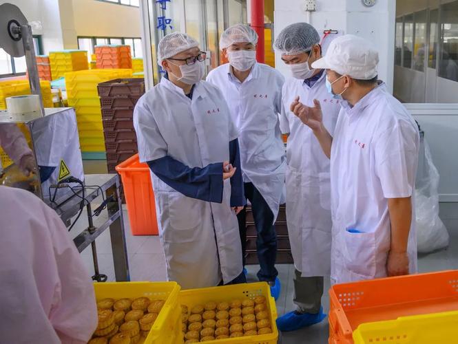 玉佛禅寺素食品工厂安全大检查,确保净素月饼规范有序生产
